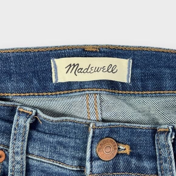Madewell Tall 10" High-Rise Skinny Jeans in Wendover Wash: TENCEL™ Denim Edition - Picture 4 of 9